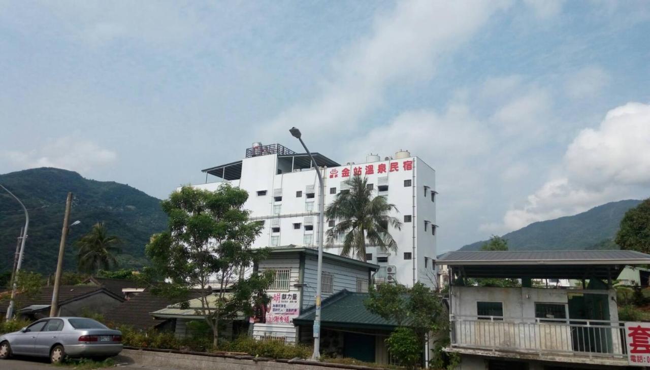 Golden Station Homestay T'ai-tung Esterno foto