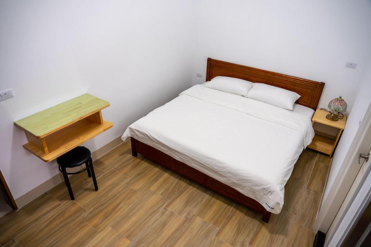 Golden Station Homestay T'ai-tung Esterno foto
